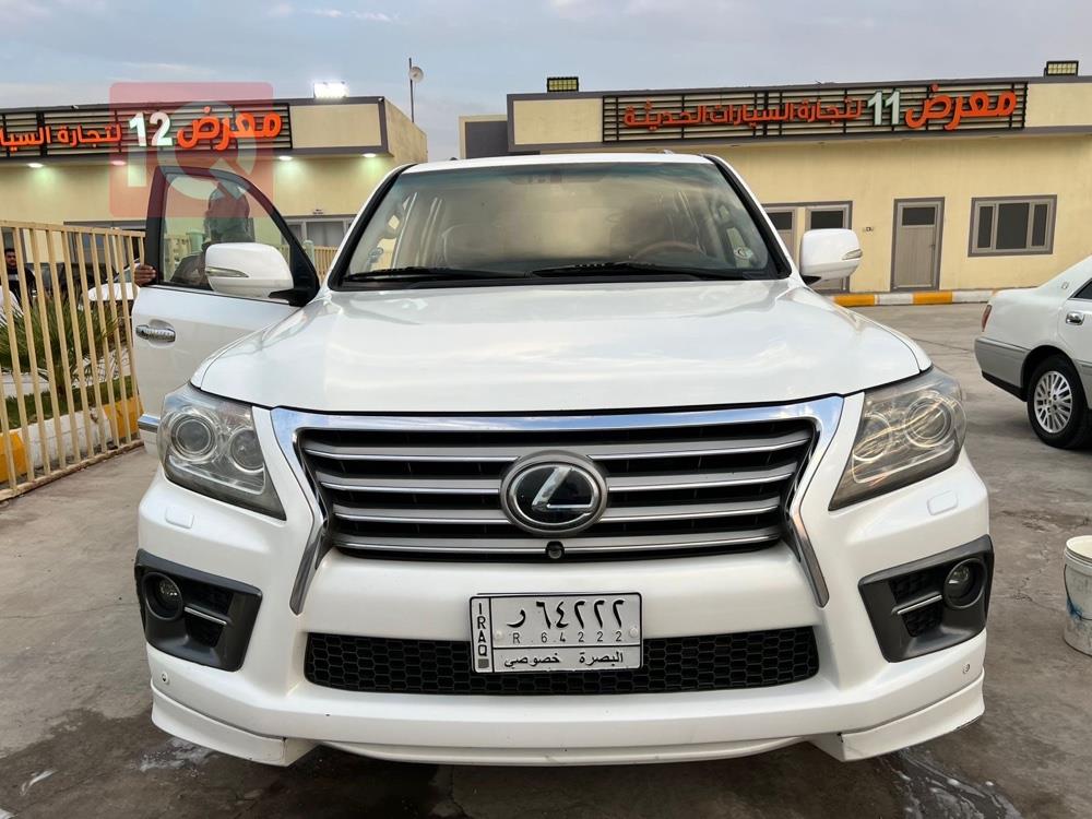 Lexus LX